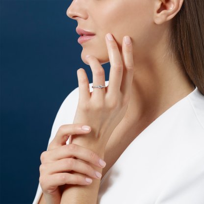 BEE MY LOVE SOLITAIRE