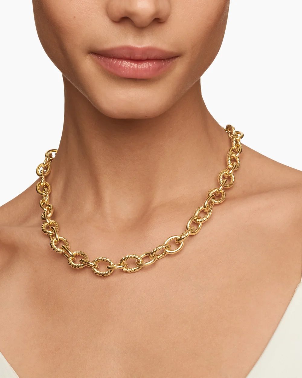 Oval Link Chain Necklace 18K Yellow Gold, 16mm