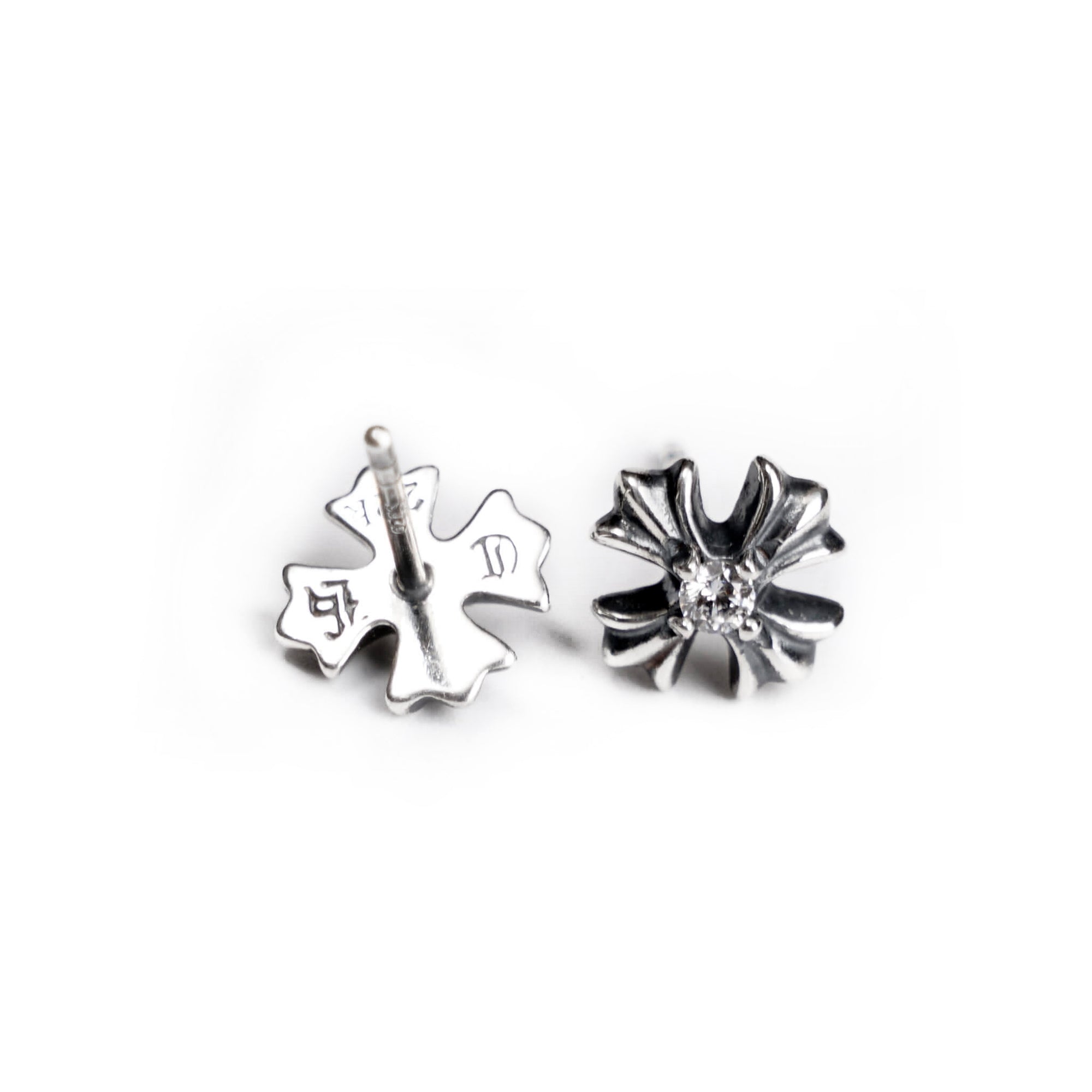 CH PLUS STUD EARRINGS WITH DIAMONDS