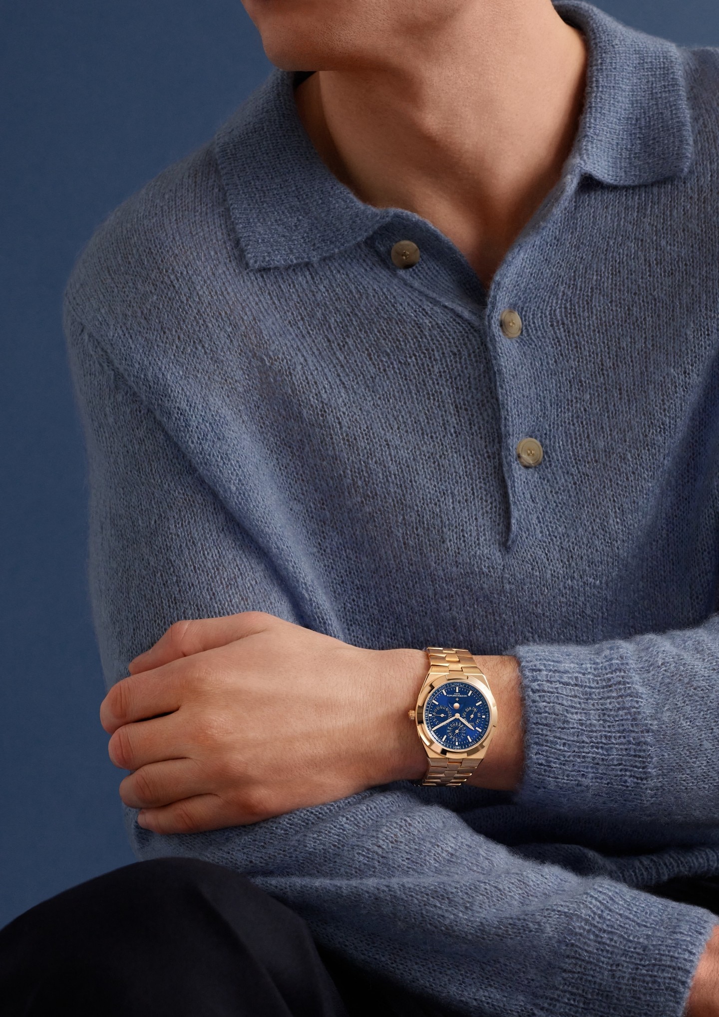 Overseas perpetual calendar ultra-thin 4300V/220R-B509 41.5 mm Pink Gold