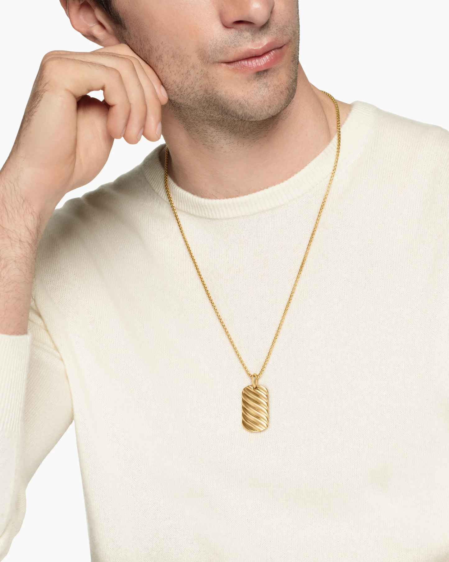 Sculpted Cable Tag 18K Yellow Gold, 42mm