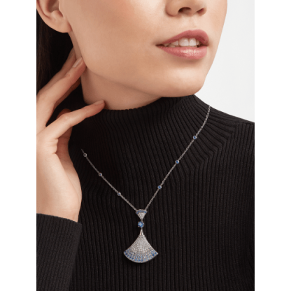 DIVAS DREAM NECKLACE