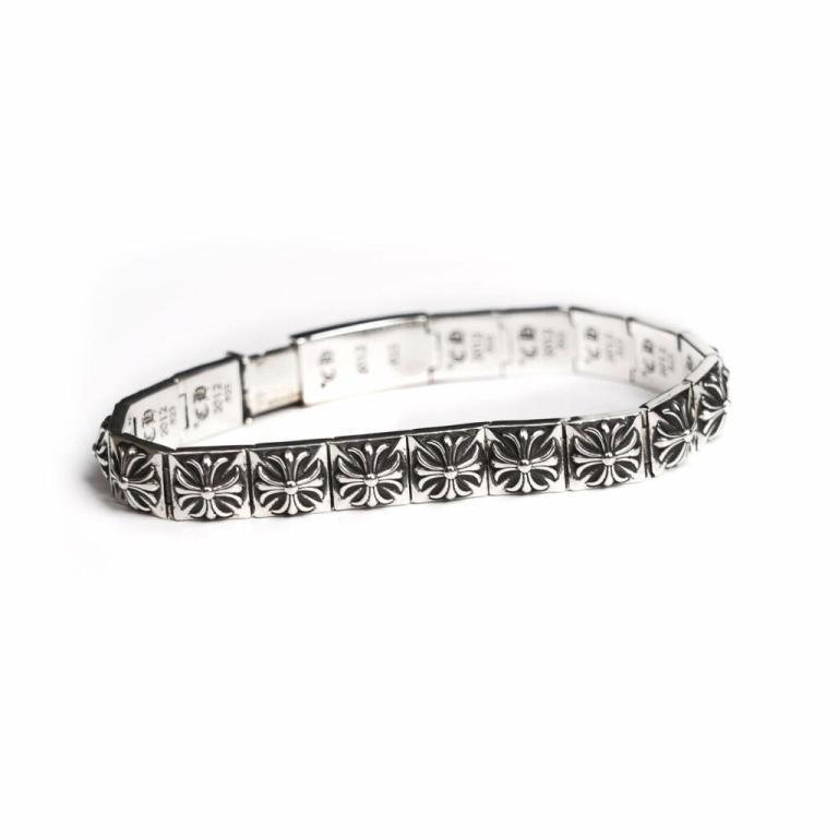 CH PLUS SQUARE PATTERN BRACELET
