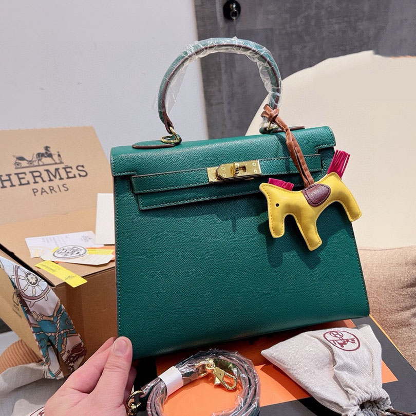 Kelly 28 Sellier Bag Gold Epsom Leather with Gold Hardware