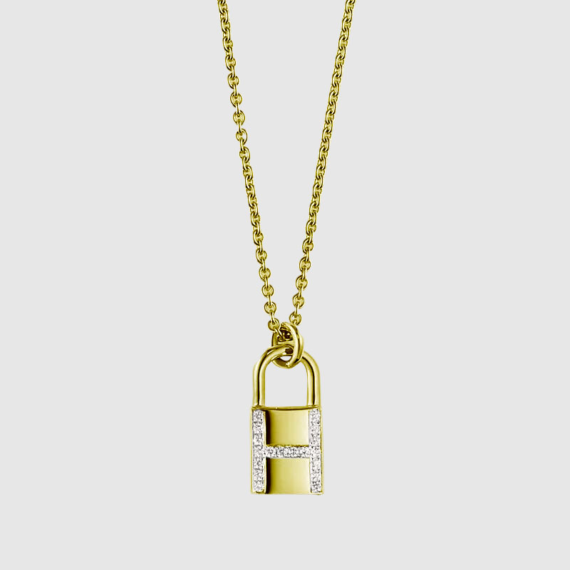 Kelly Cadenas pendant