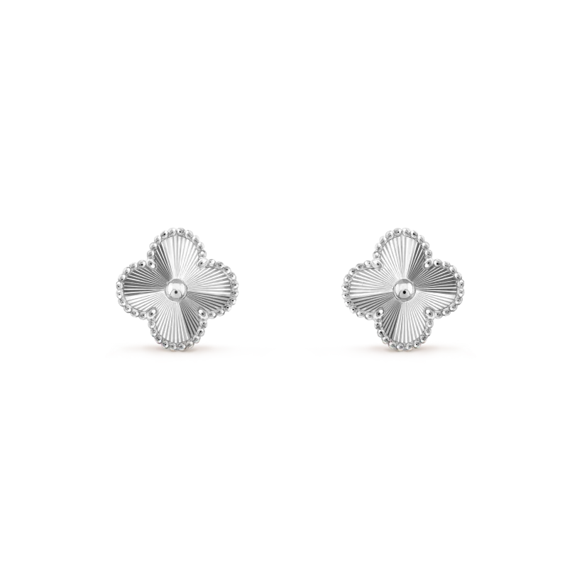 3-PIECE GOLD CLOVER JEWELRY SET: NECKLACE, BRACELET & EARRINGS