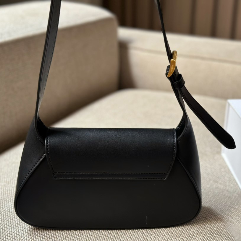 Small leather shoulder bag