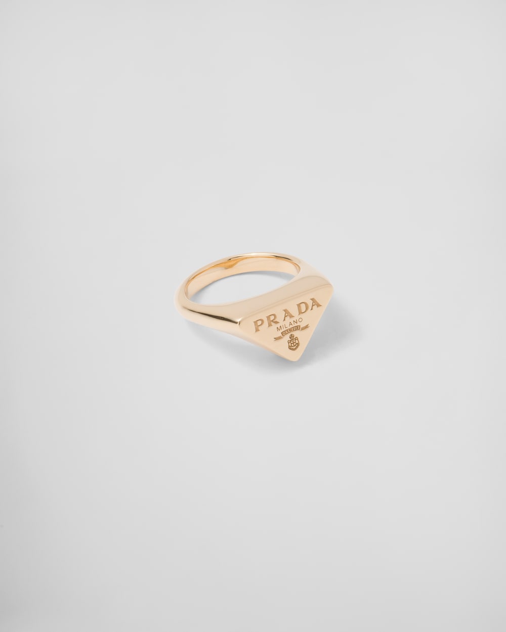 Eternal Gold signet ring in yellow gold