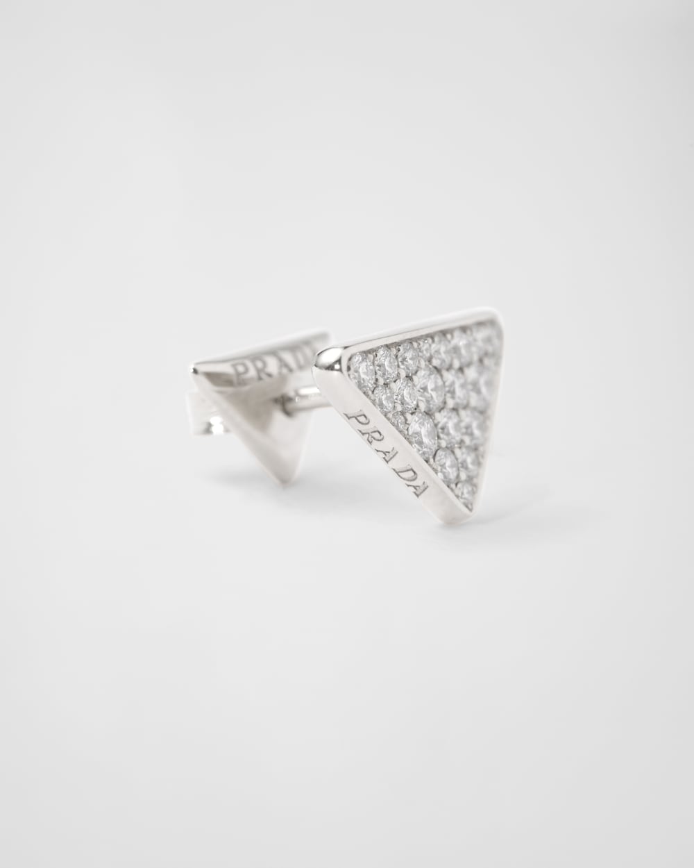 Eternal Gold single earring in white gold with diamonds