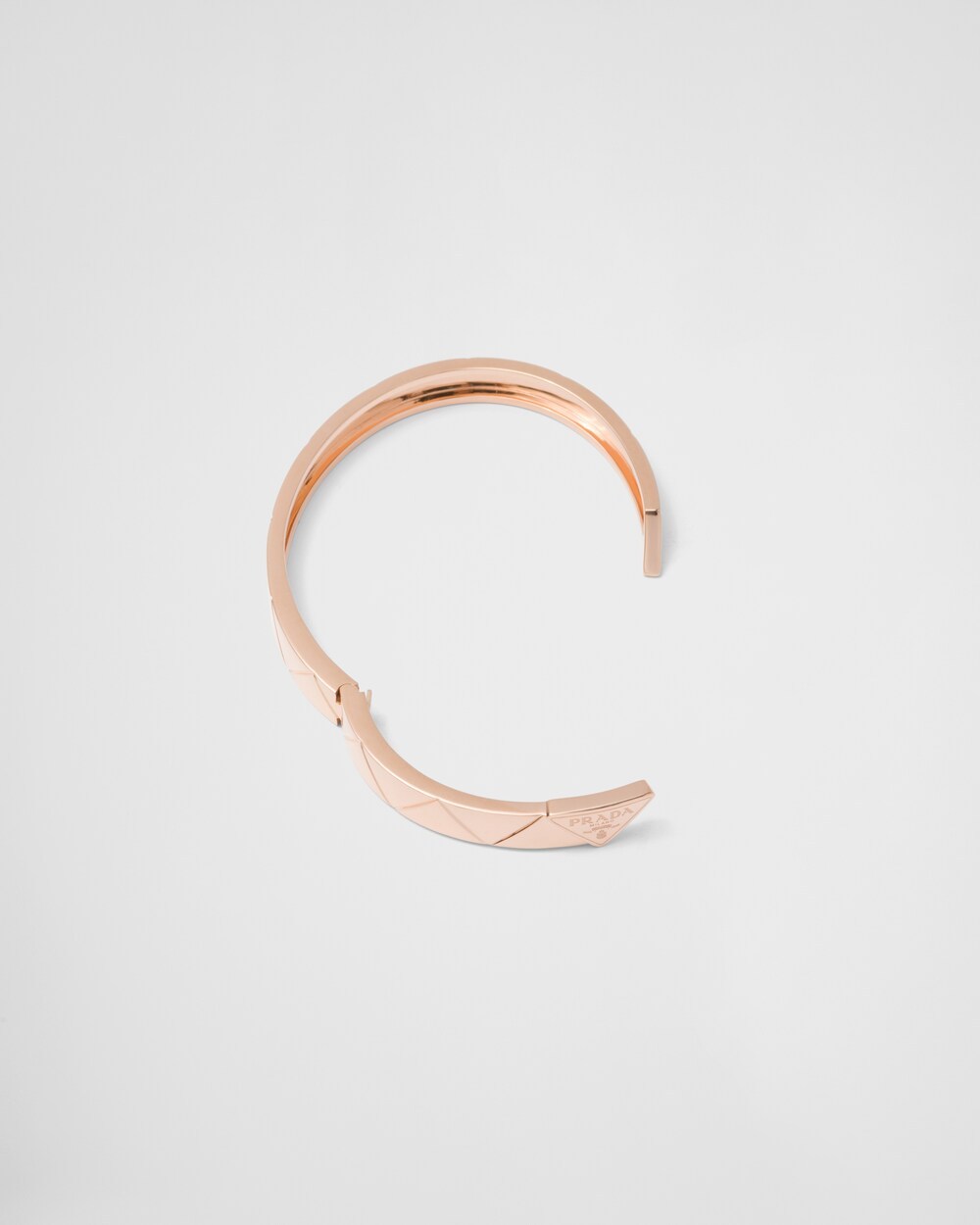 Eternal Gold bangle bracelet in pink gold