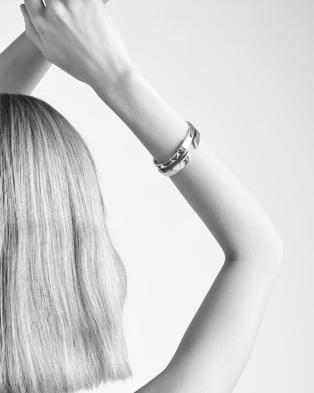 Eternal Gold bangle bracelet in pink gold