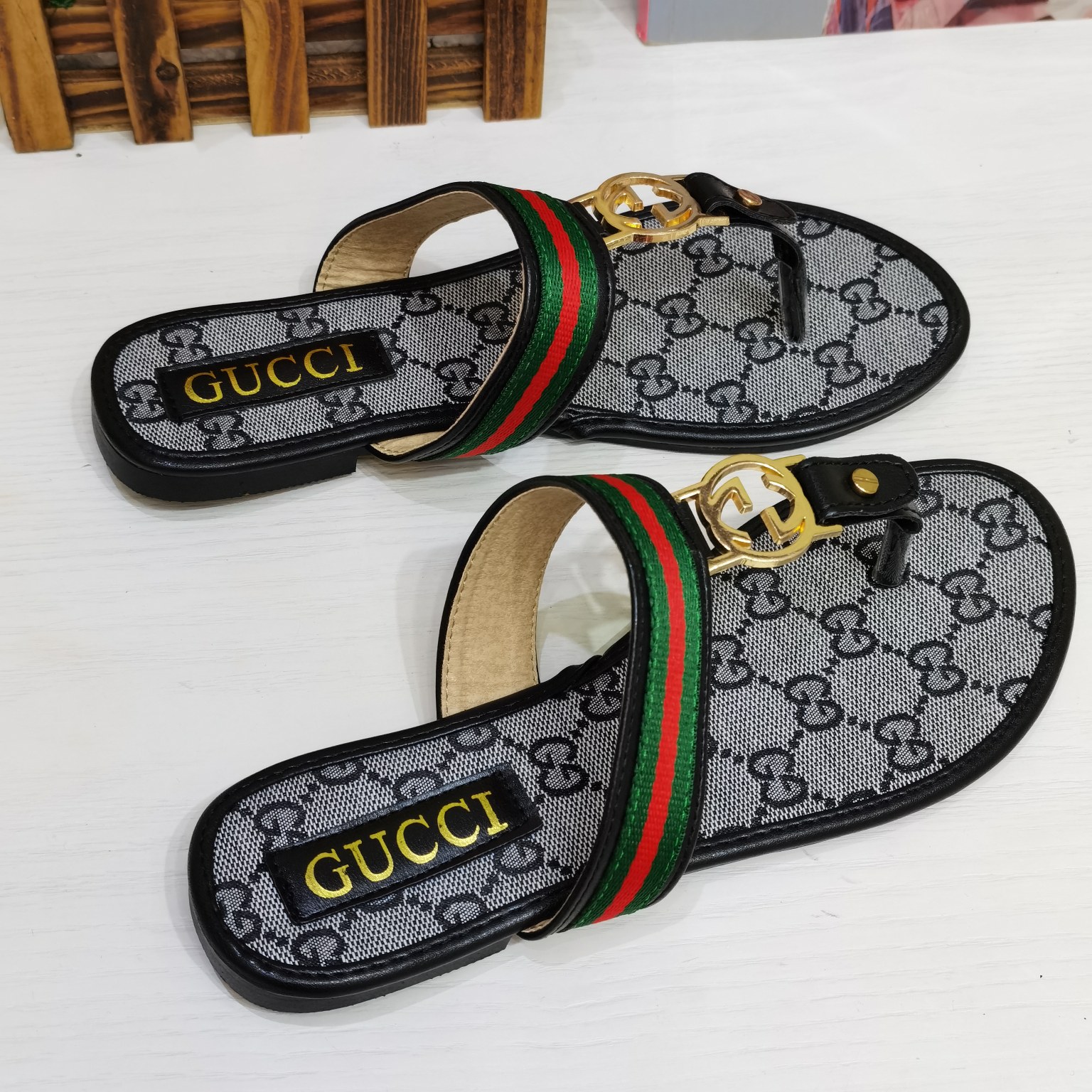 WOMENS BLONDIE THONG SANDAL