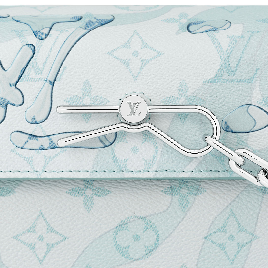 Steamer Wearable Wallet M22637