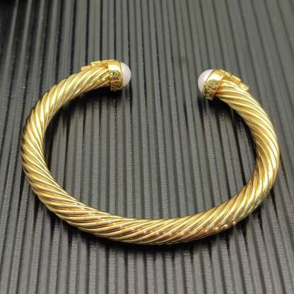 7mm Cable Bracelet with Pearls & Diamond Accents