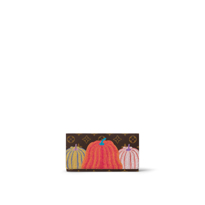 M82114  Sarah Wallet