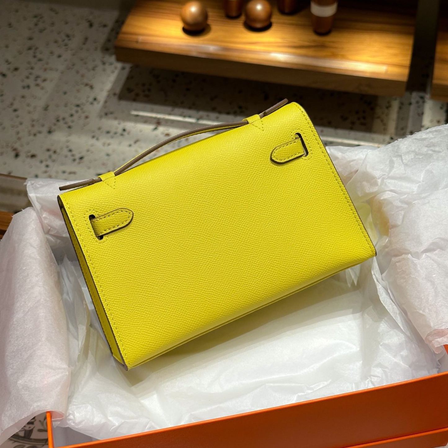 Herthtmes  Epsom Kelly Pochette Clutch