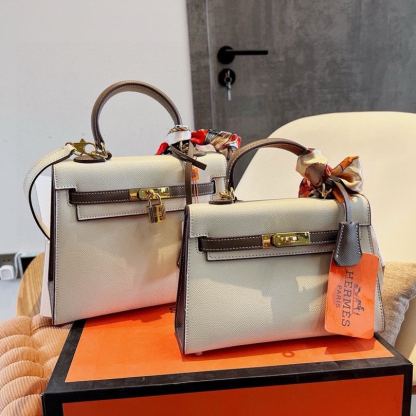 Kelly 20/25 Bag