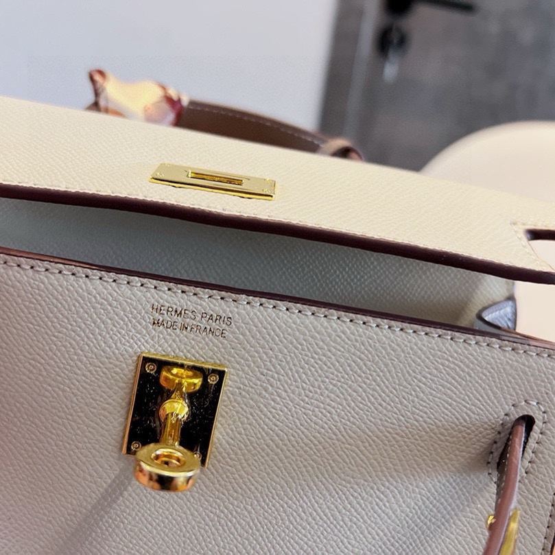 Kelly 20/25 Bag
