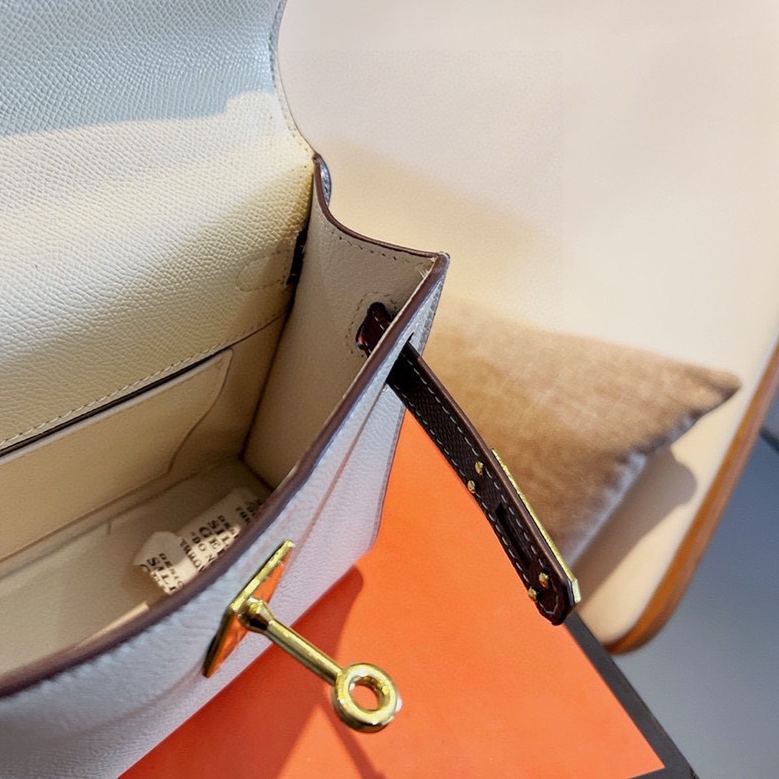 Kelly 20/25 Bag