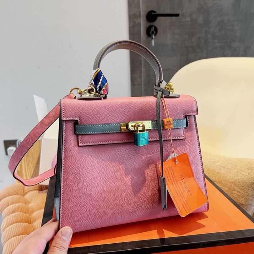 Kelly 20/25 Bag