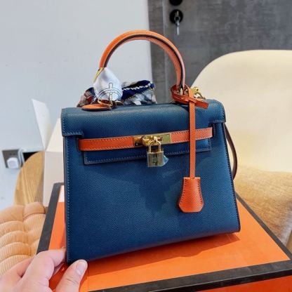 Kelly 20/25 Bag