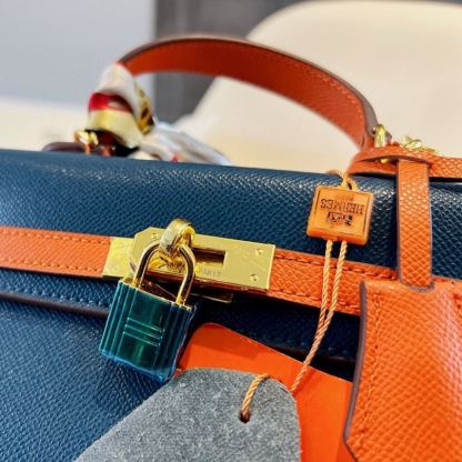 Kelly 20/25 Bag