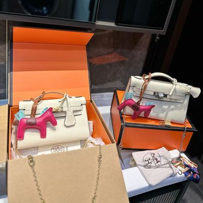Kelly 22 Bag