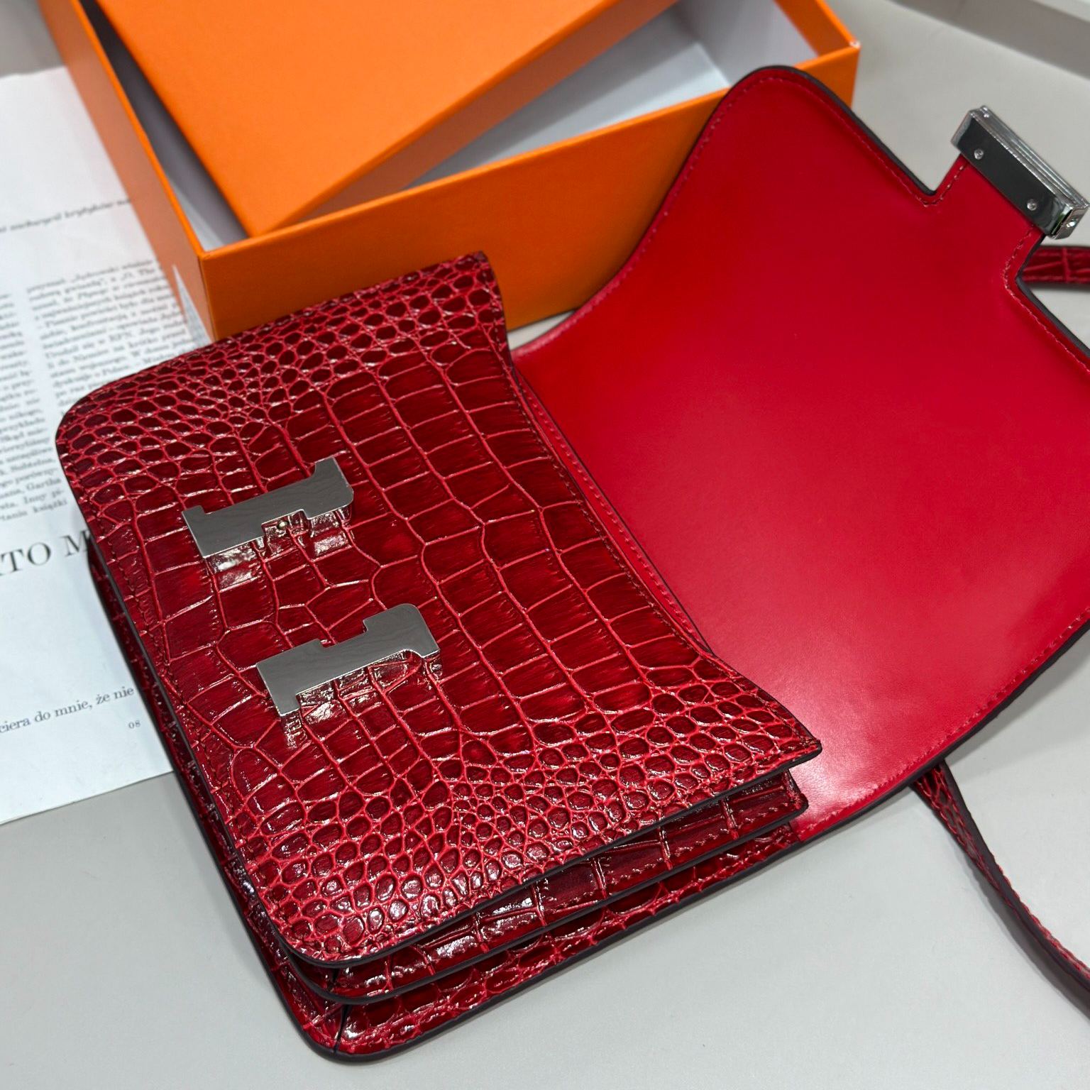 Herthtmes  Matte Alligator Constance 18/23