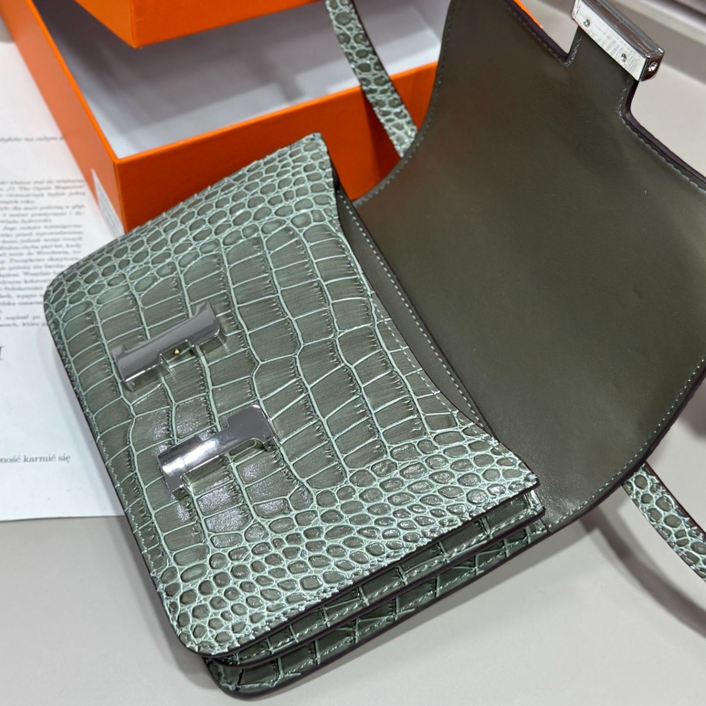 Herthtmes  Matte Alligator Constance 18/23
