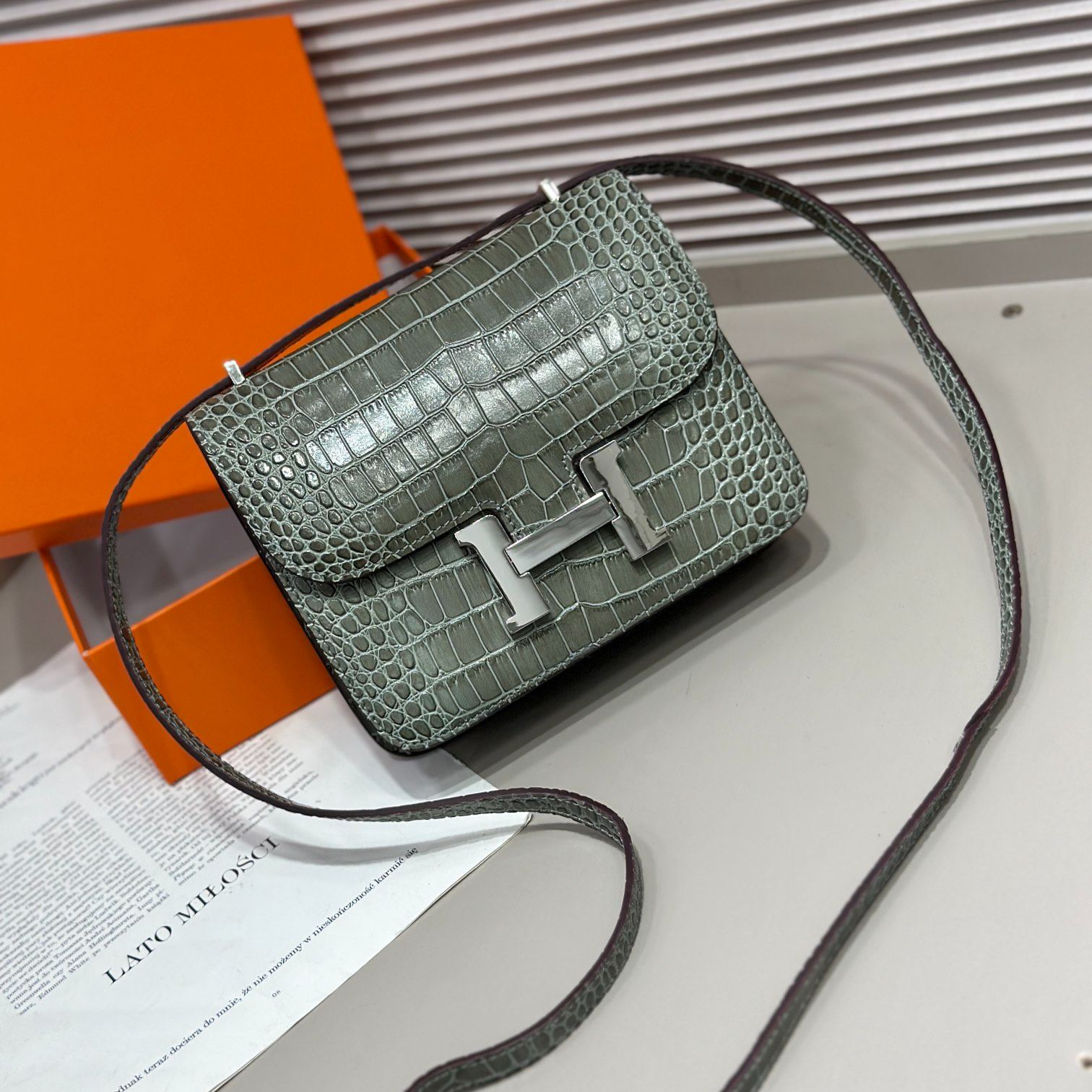 Herthtmes  Matte Alligator Constance 18/23