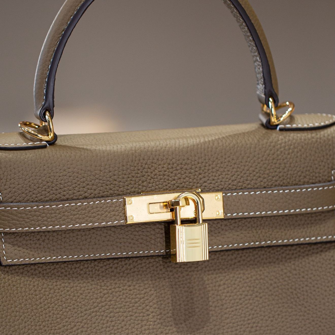 KELLY 28 FIRST LAYER TOGO COWHIDE WHITE