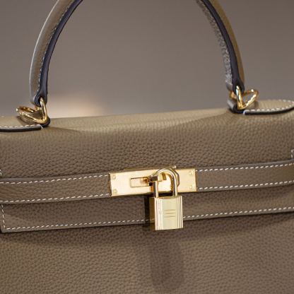 KELLY 28 FIRST LAYER TOGO COWHIDE WHITE