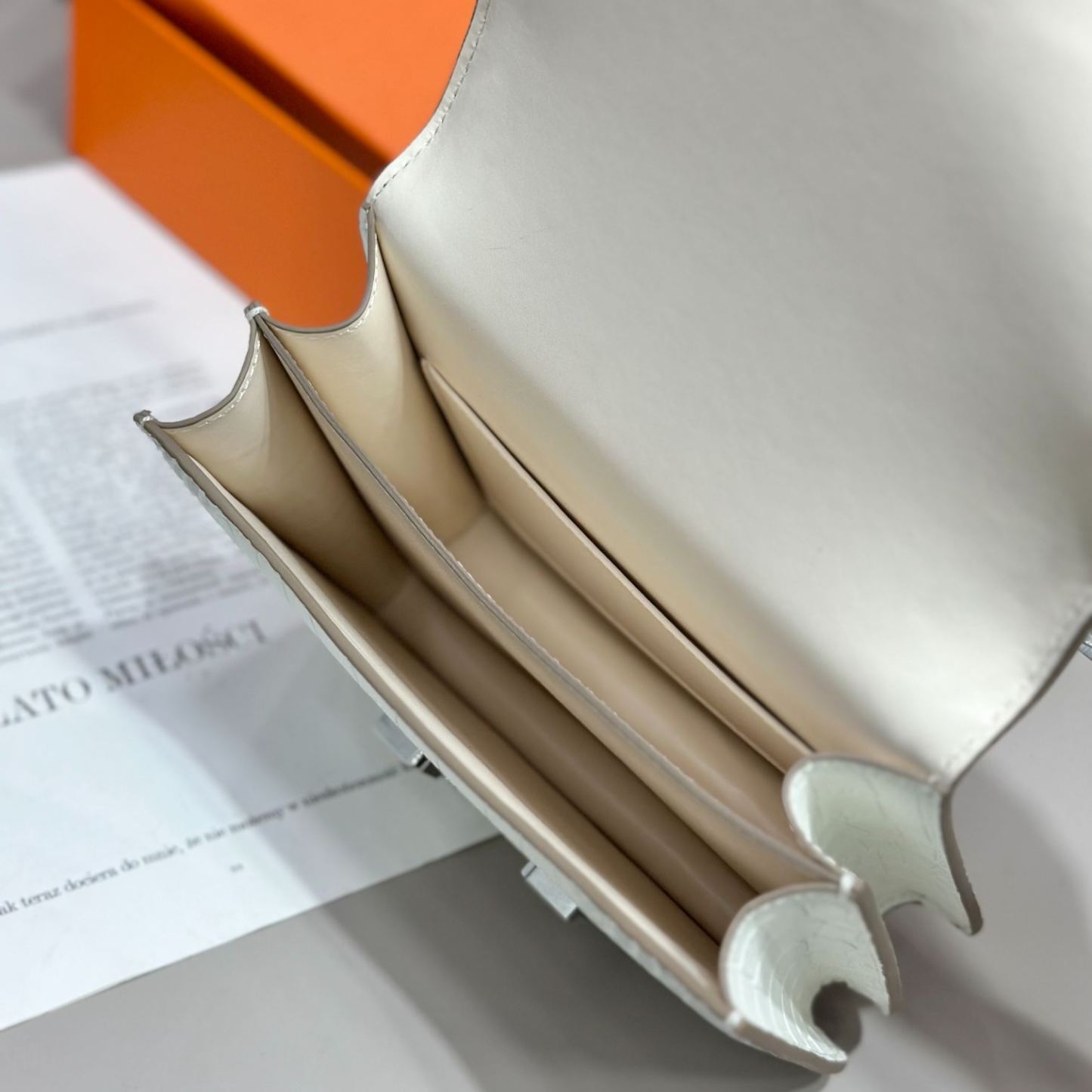 Herthtmes  Matte Alligator Constance 18/23