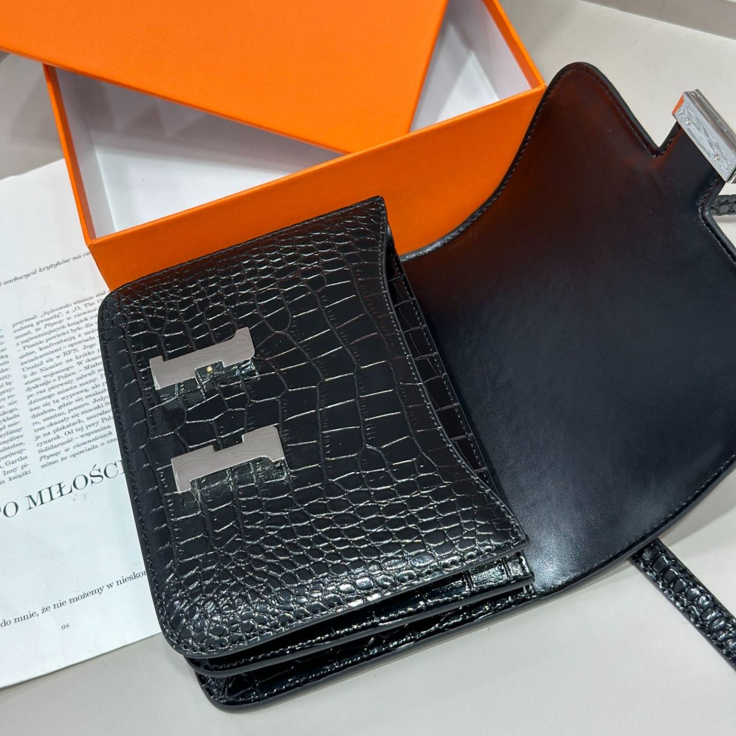 Herthtmes  Matte Alligator Constance 18/23