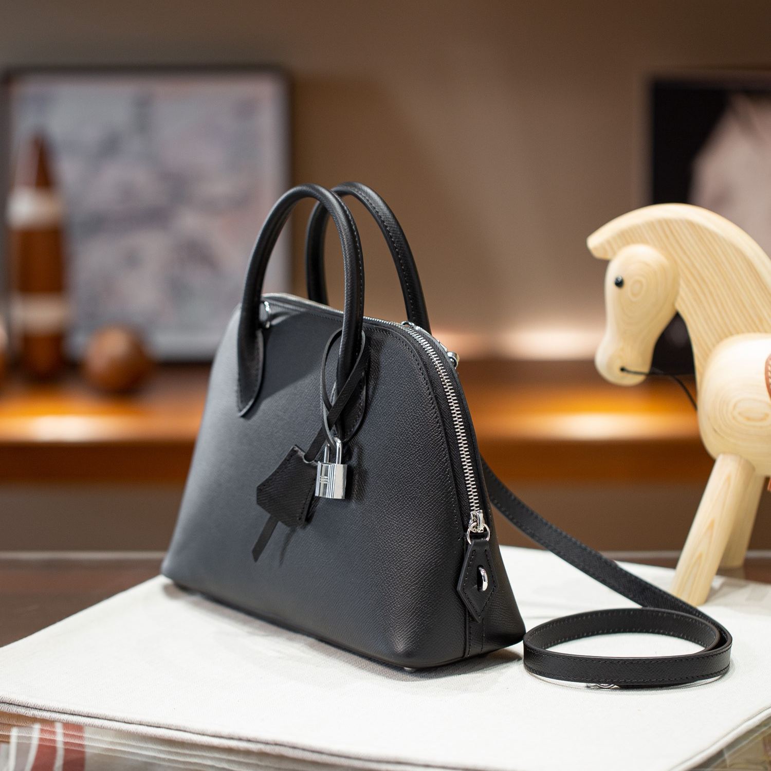 BOLIDE 25 FIRST LAYER EPSOM COWHIDE BLACK