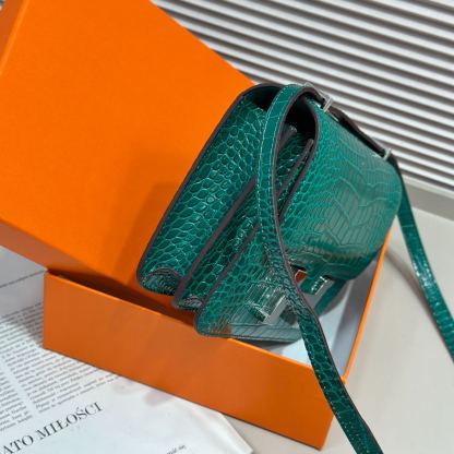 Herthtmes  Matte Alligator Constance 18/23