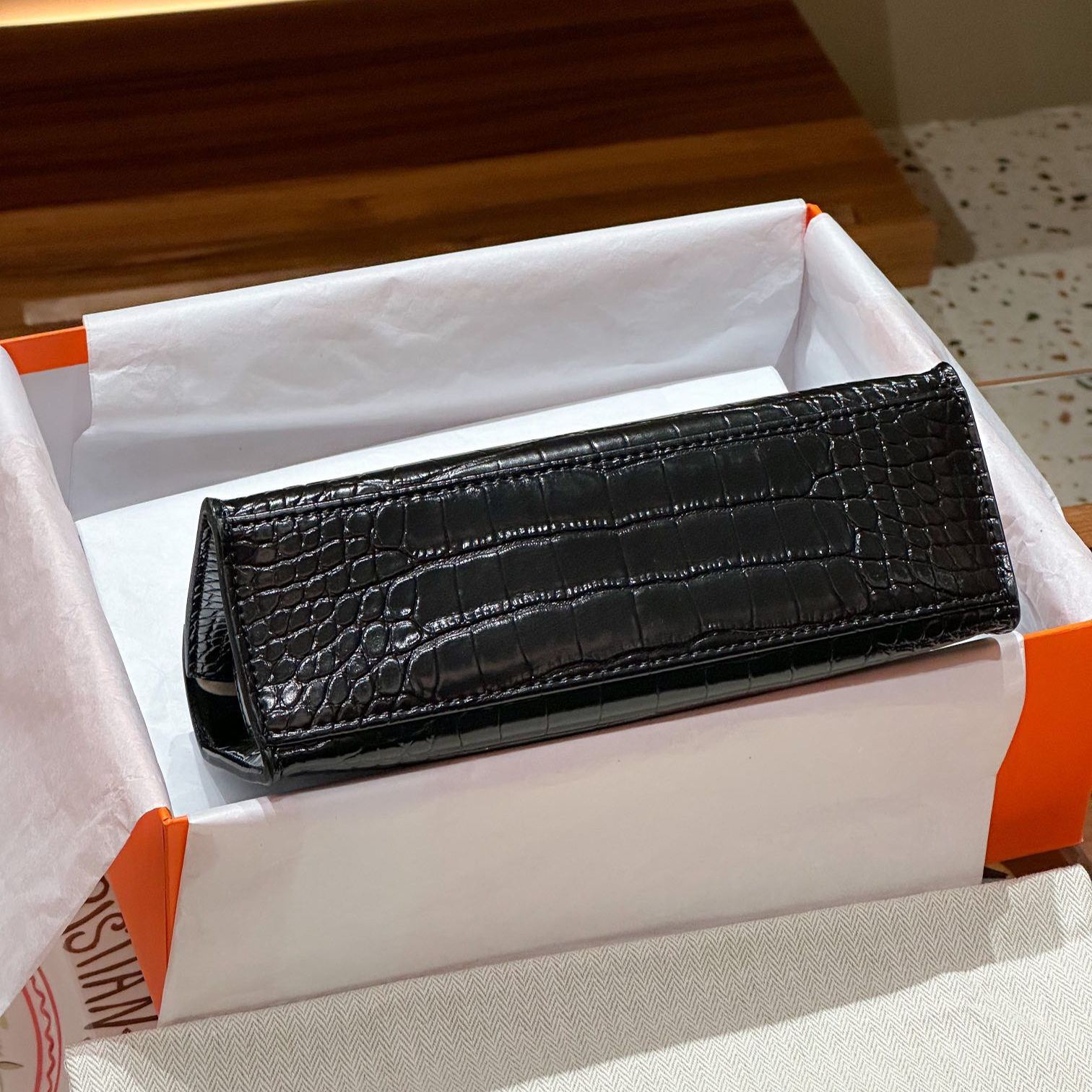 Herthtmes Epsom Kelly Crocodile Pochette Clutch