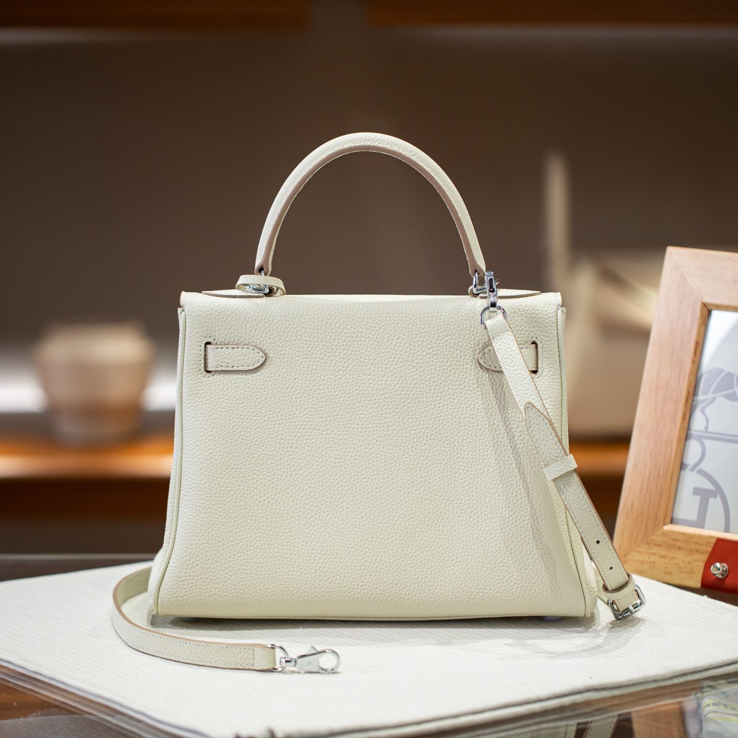 KELLY 28 FIRST LAYER TOGO COWHIDE WHITE