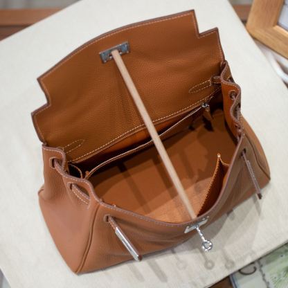 KELLY 28 FIRST LAYER TOGO COWHIDE WHITE
