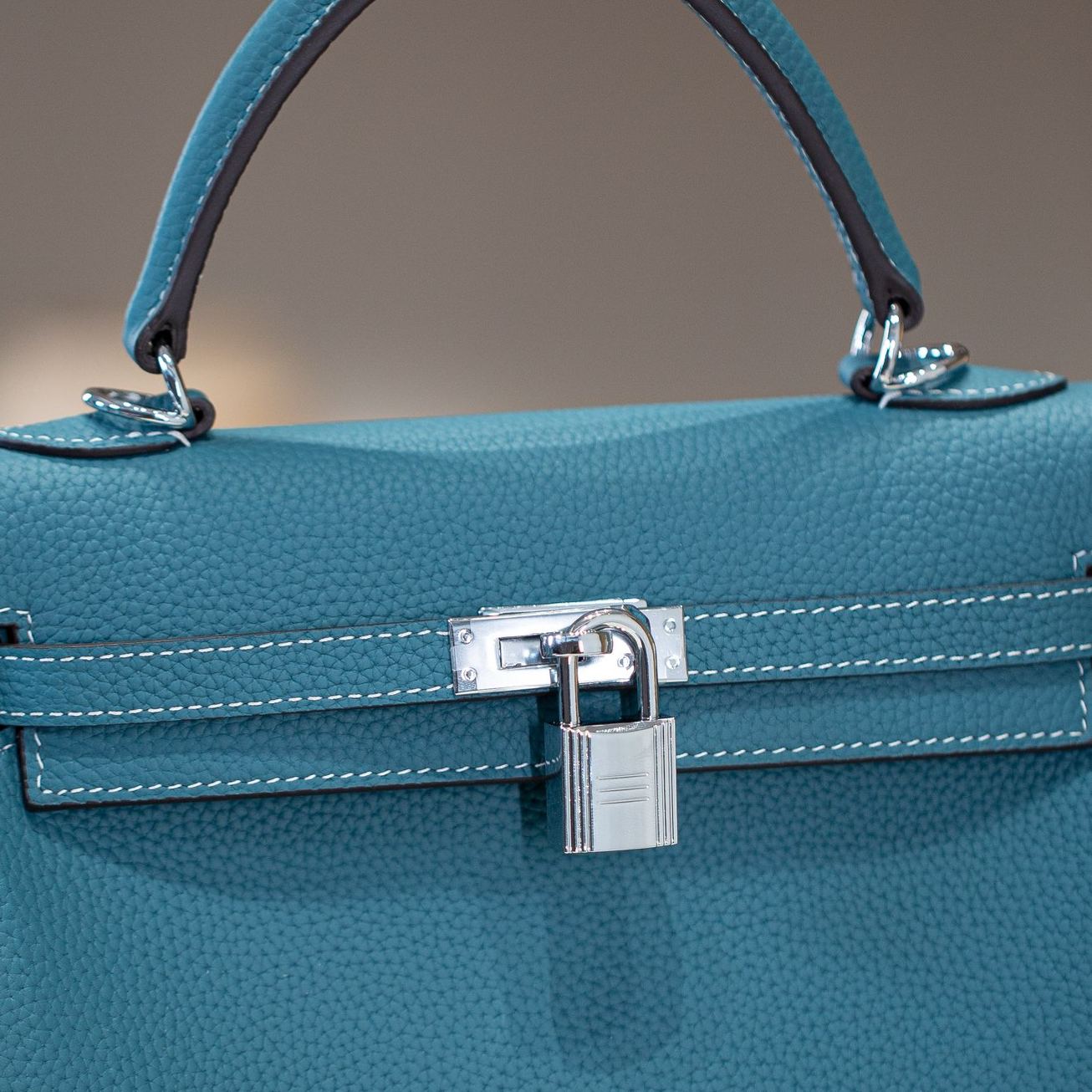 KELLY 25 FIRST LAYER TOGO COWHIDE BLUE