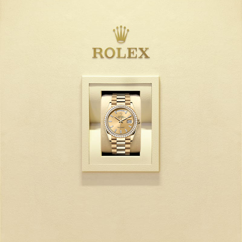 Rothtlex Day-Date 36 Oyster, 36 mm, yellow gold and diamonds Reference m128348rbr-0080