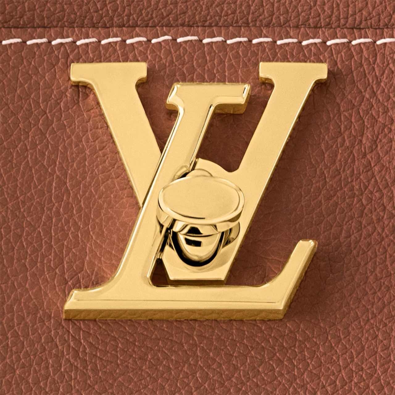 Lock and Walk M24165