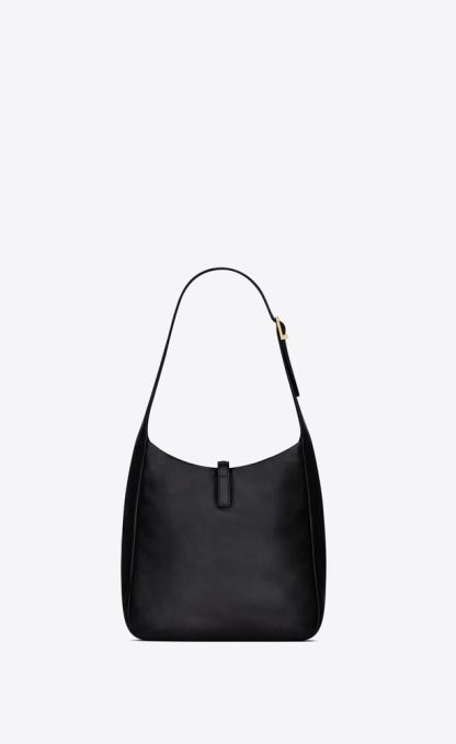 LE 5 À 7 SUPPLE SMALL IN PADDED LAMBSKIN