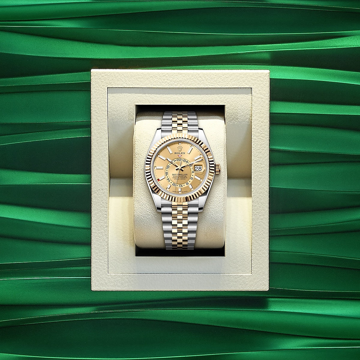 Sky-Dweller, 42mm, Oystersteel and 18k Yellow Gold, Champagne, Jubilee,Ref# 336933-0002