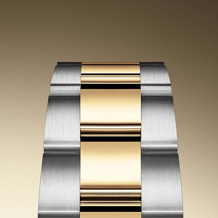 Submariner Date, Stainless Steel and 18k Yellow Gold, 41mm, Ref# 126613lb-0002