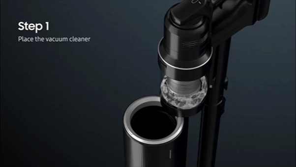 Bespoke Jet™ AI Cordless Stick Vacuum with All-in-One Clean Station® in Satin Black
