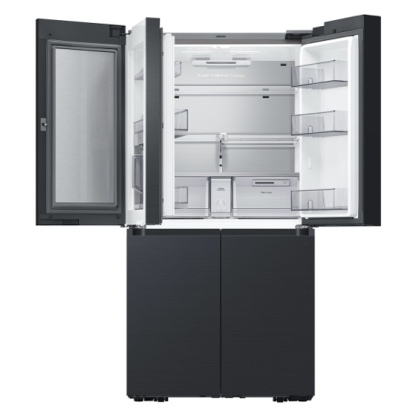 Bespoke 4-Door Flex™ Refrigerator (29 cu. ft.) with AI Family Hub™+ and AI Vision Inside™ in Stainless Steel