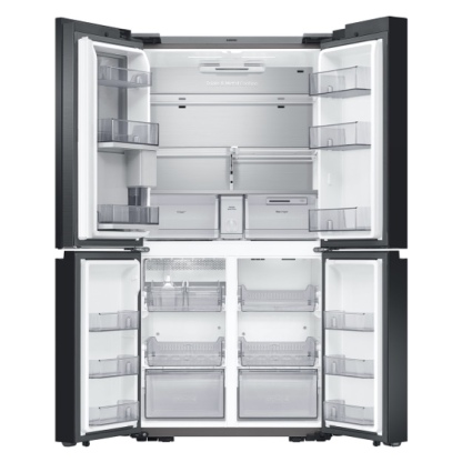 Bespoke 4-Door Flex™ Refrigerator (29 cu. ft.) with AI Family Hub™+ and AI Vision Inside™ in Stainless Steel