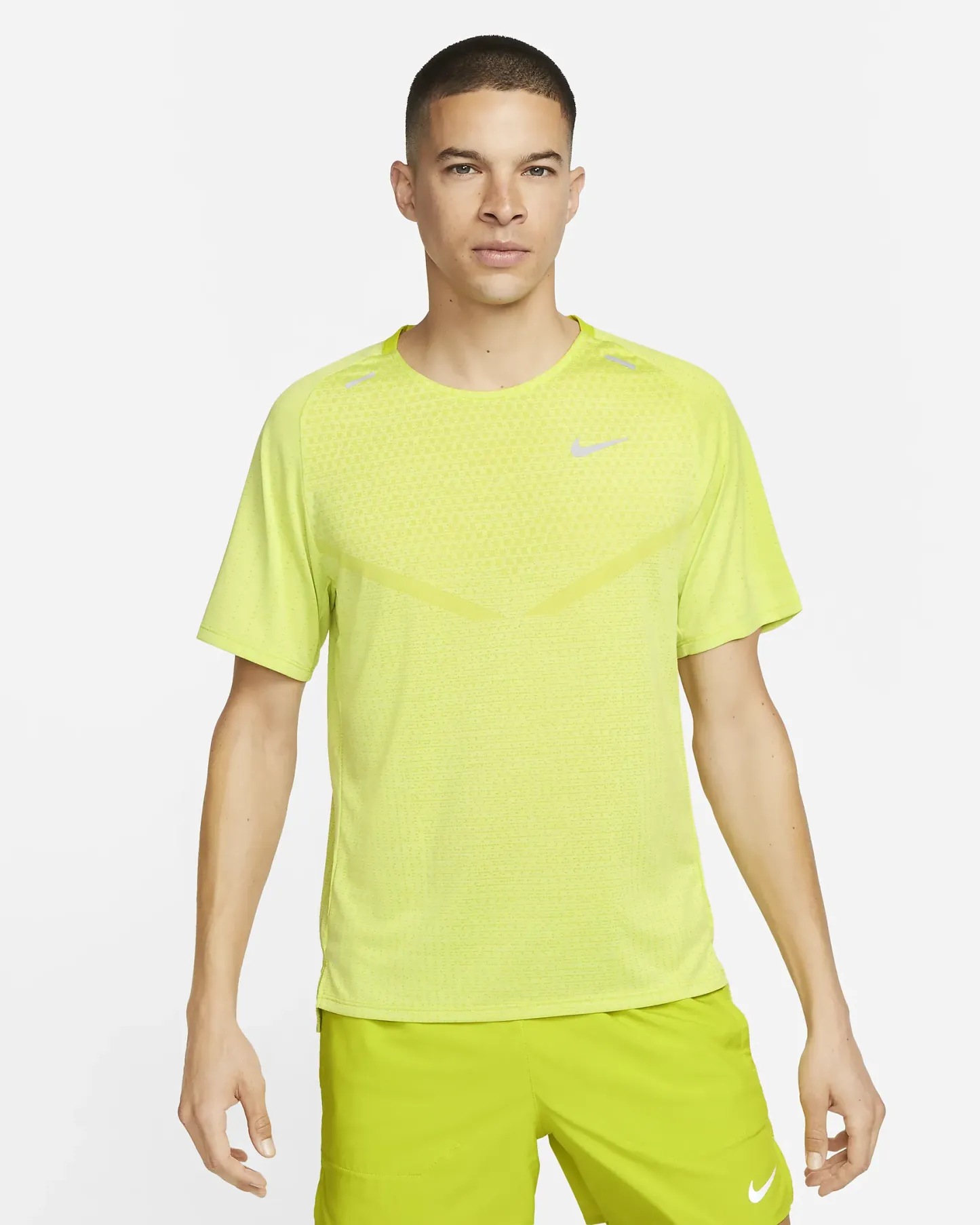 Men's Dri-FIT ADV Short-Sleeve Running Top