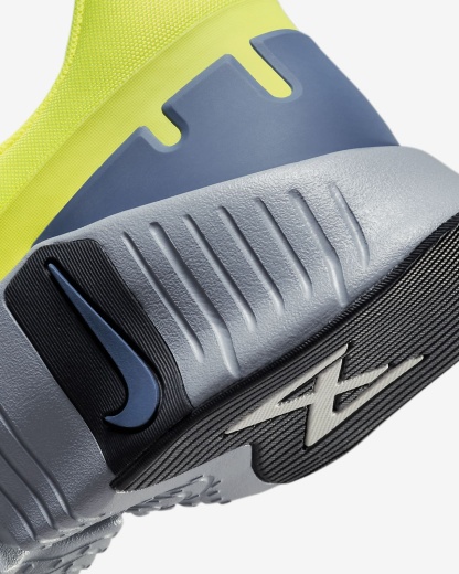 Men's Training Shoes